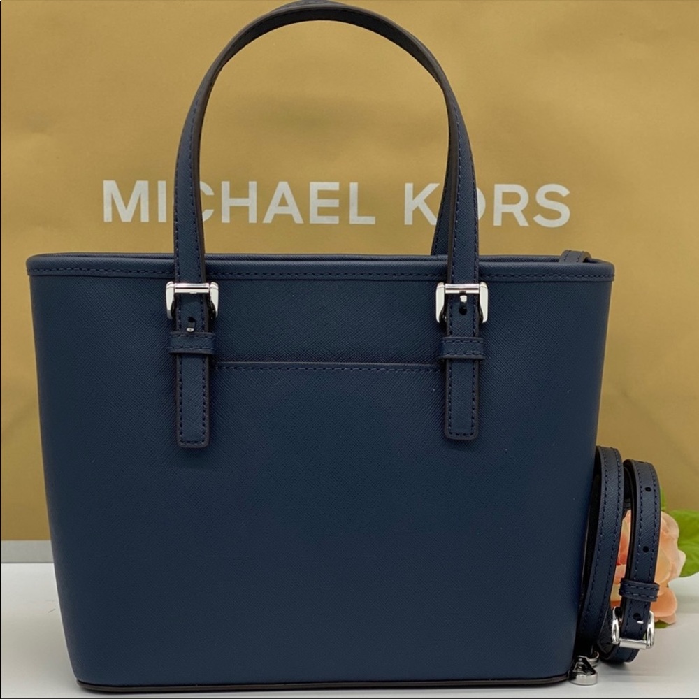 MICHAEL KORS EXTRA-SMALL TOP-ZIP TOTE NAVY - Picture 12 of 16
